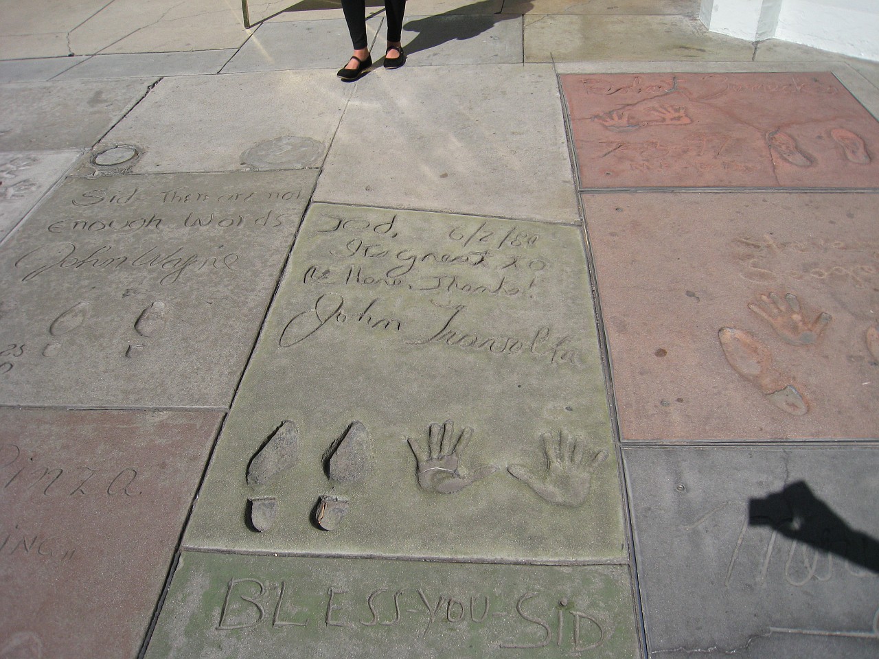 1336 California 2008-03 LA Scene.jpg - A visit to the Los Angeles California area in March of 2008. Activities ranged from Monets at the Getty, street hawkers at Venice Beach, movie look-alikes at Grauman's Chinese Theatre, to the Mission at San Juan Capistrano.